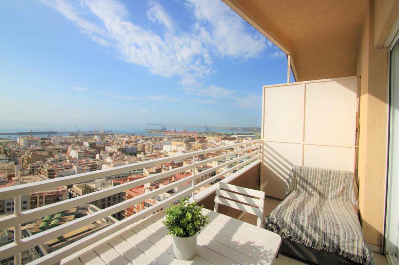 Estudio Casaturis En Planta 18 En Pleno Centro De Alicante A106 Exteriör bild